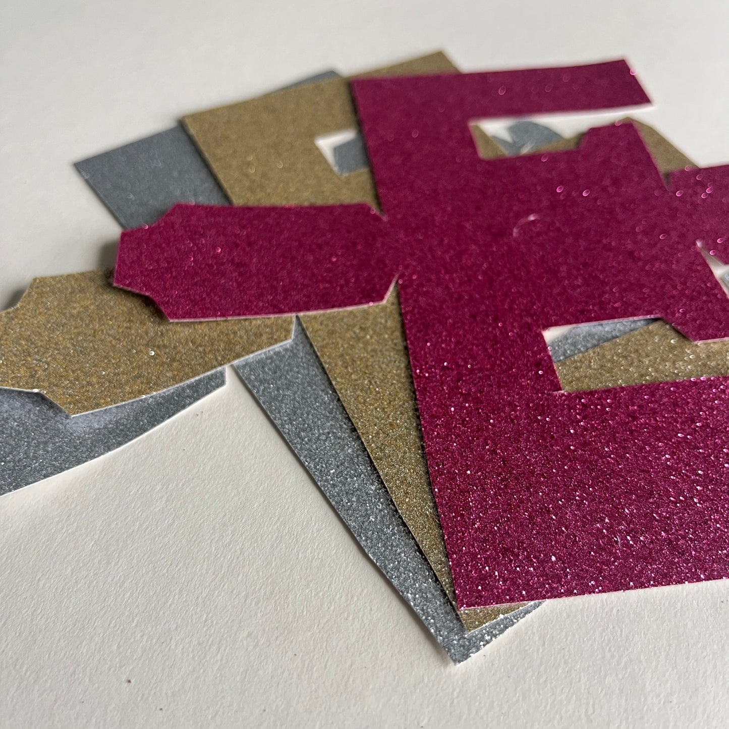 Fold your own Christmas tree decoration