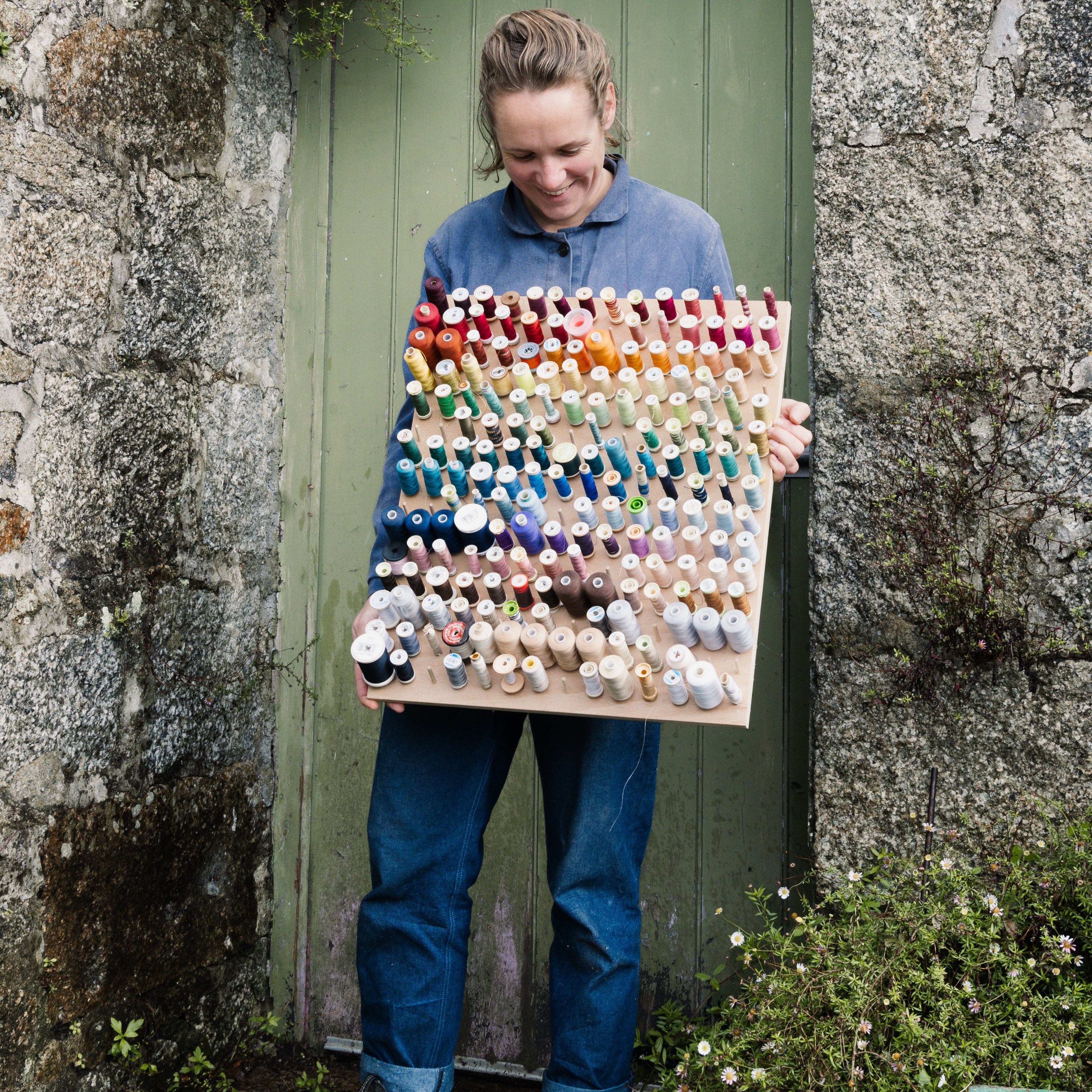Thread storaage pegboard